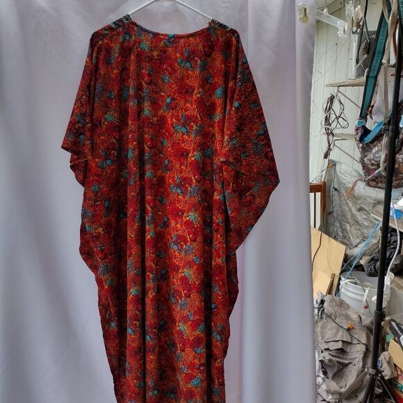 Good Times kaftan  - Picture 2 of 7